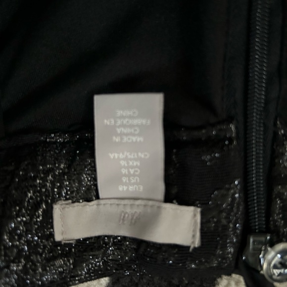 H&M Sequin Skirt 16 - Picture 3 of 4